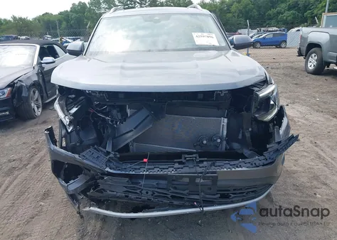 2024 Volkswagen Atlas 2.0T Sel z USA, uszkodzony, nr VIN 1V2BR2CA8RC591042